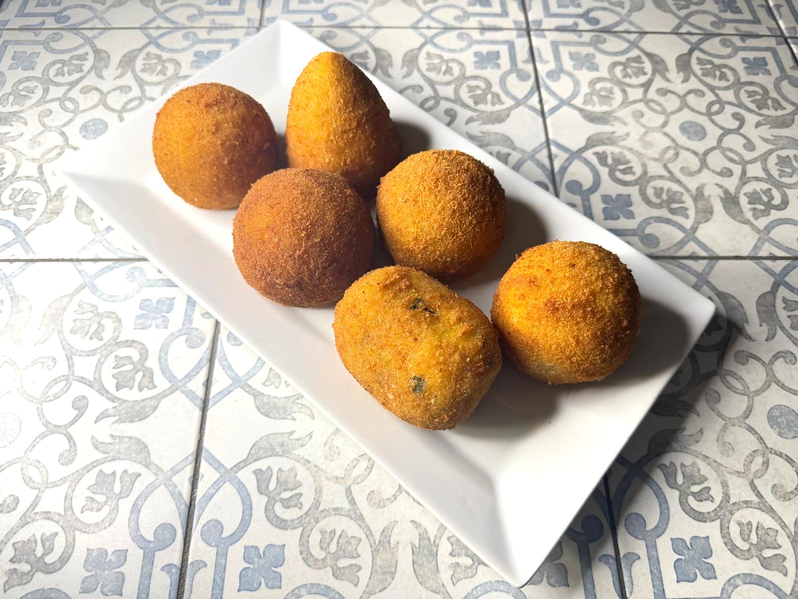 SET OF 6 ARANCINI
